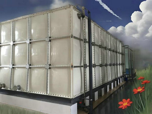 如何確保不同厚度的玻璃鋼材料在濟南消防水箱中均勻受力？