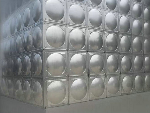 濟南建筑工地的消防水箱供水系統的供水控制設備有哪些？